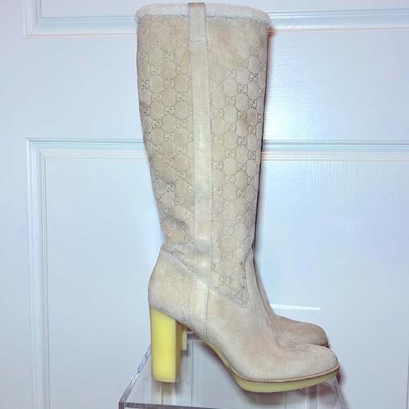 Gucci knee high suede ecru slouch boots. Sz 8 1/2 - Picture 1 of 7